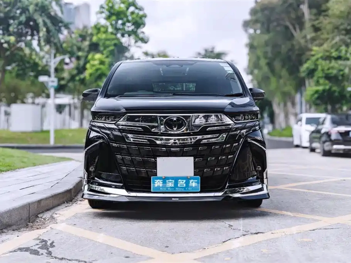 TOYOTA ALPHARD