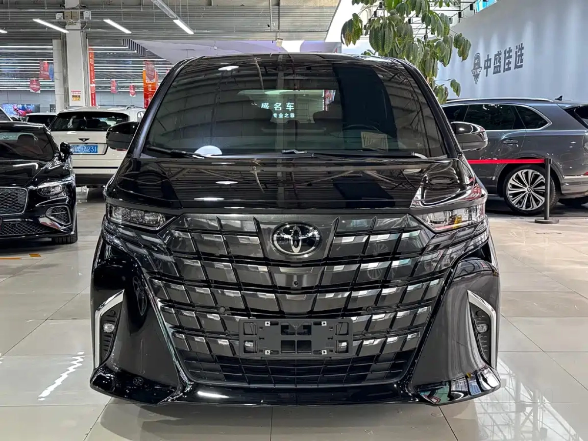 TOYOTA ALPHARD