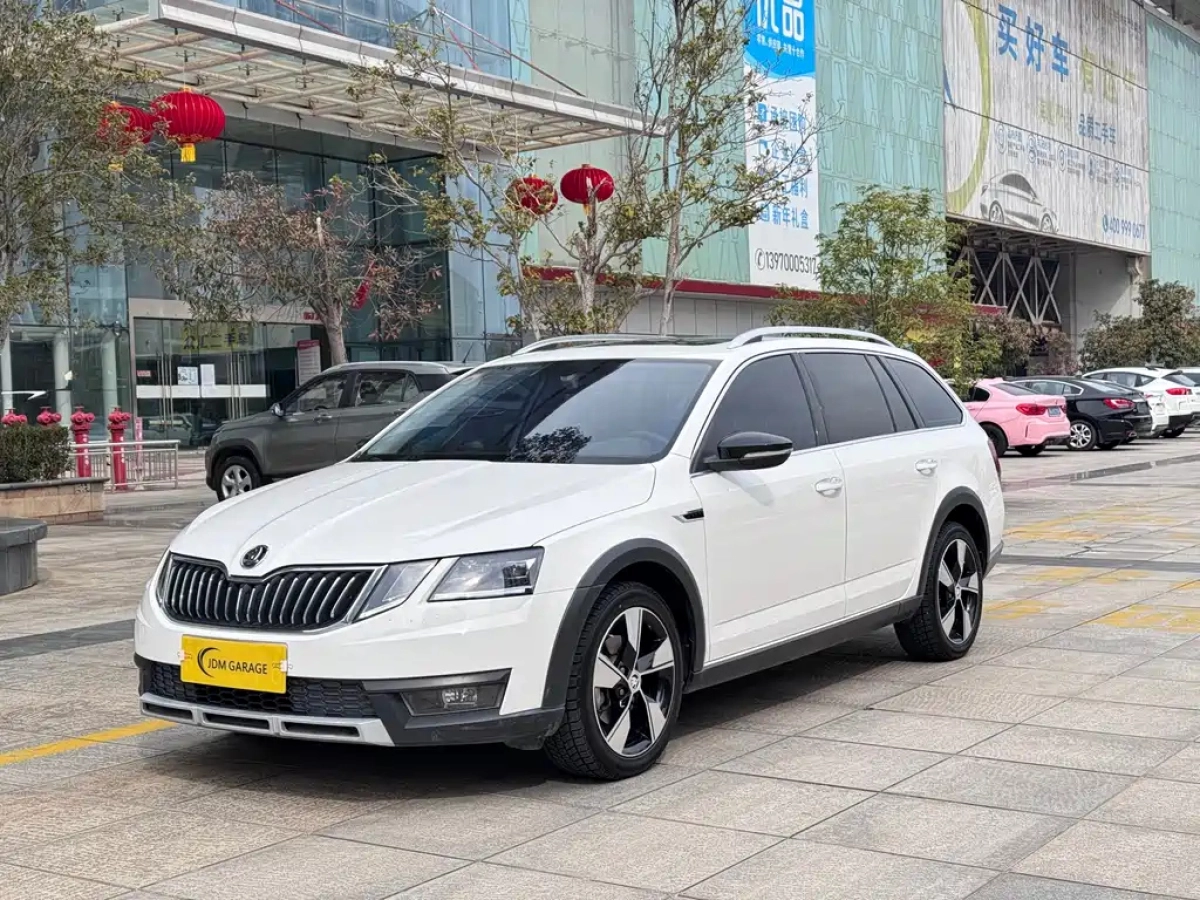 SKODA OCTAVIA  2020