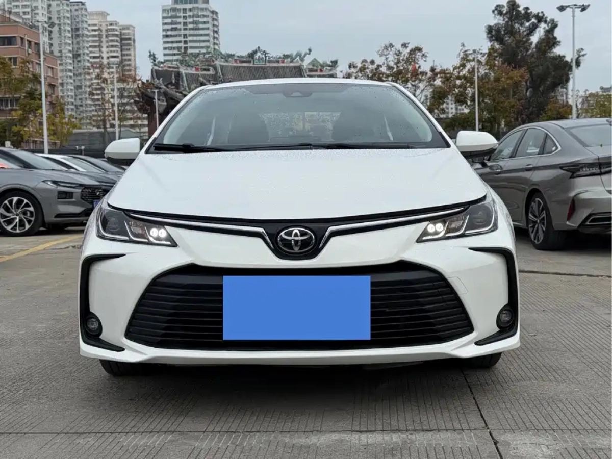 TOYOTA COROLLA