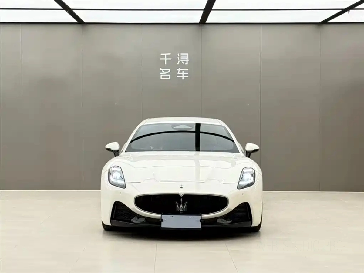 MASERATI GRANTURISMO