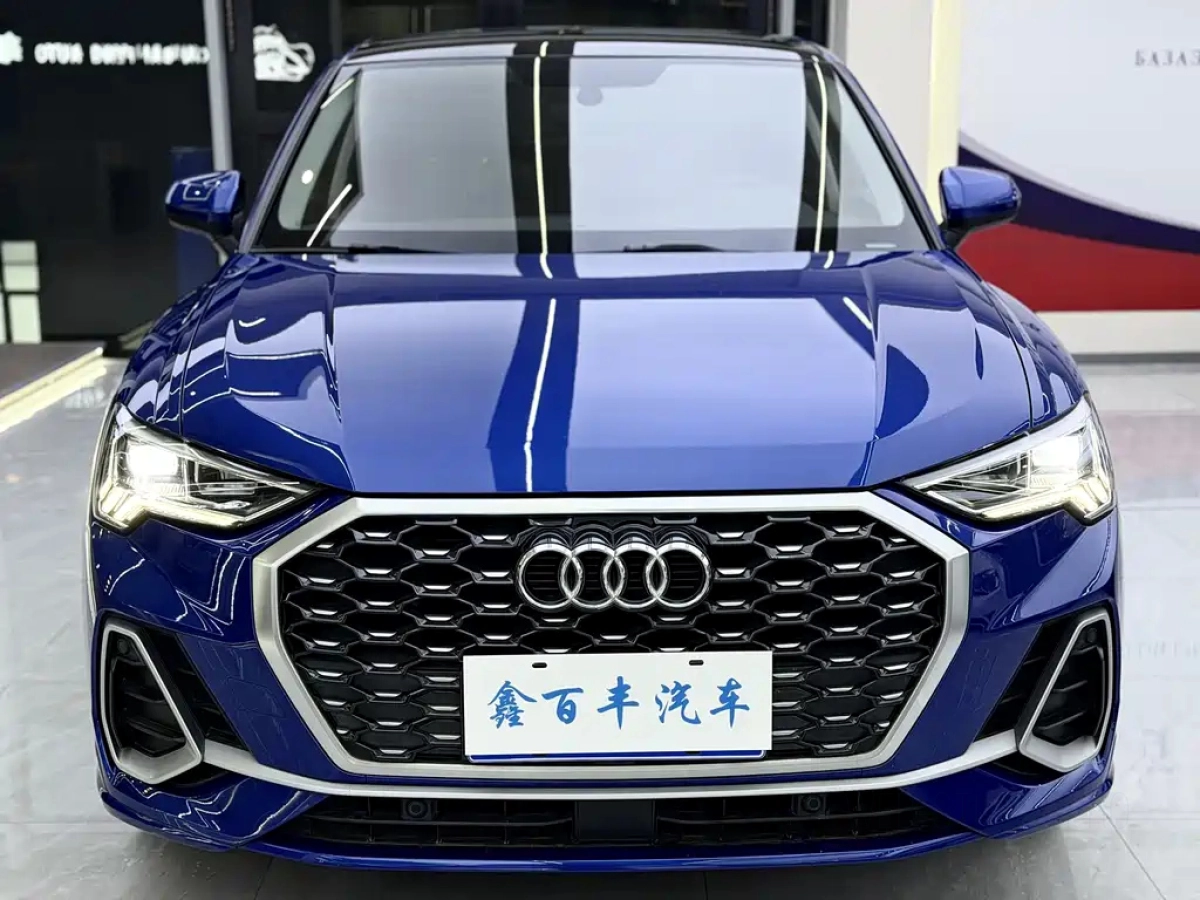 AUDI Q3 SPORTBACK