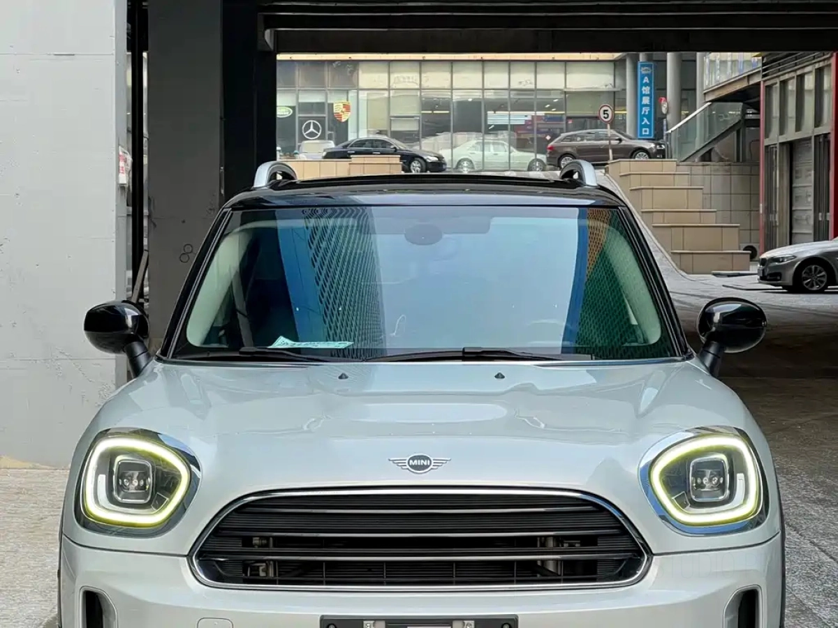 MINI COUNTRYMAN