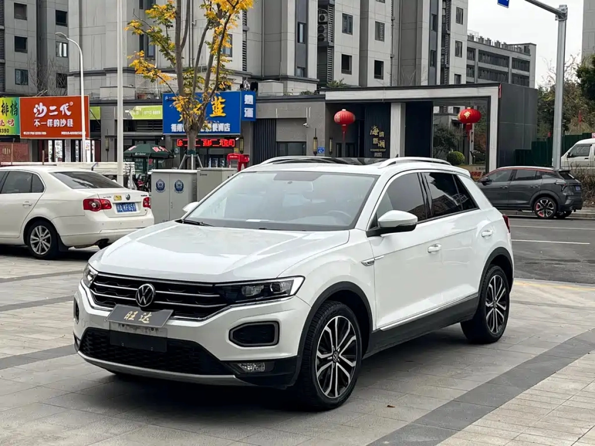VOLKSWAGEN T-ROC