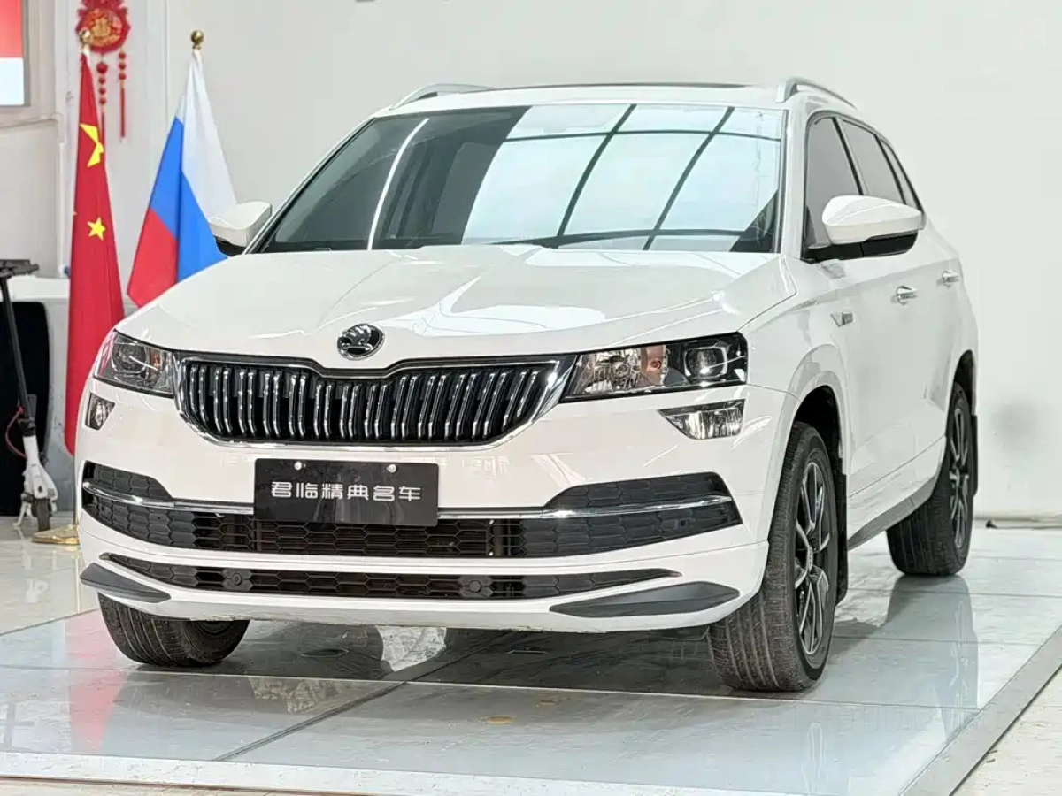SKODA KAROQ  2022