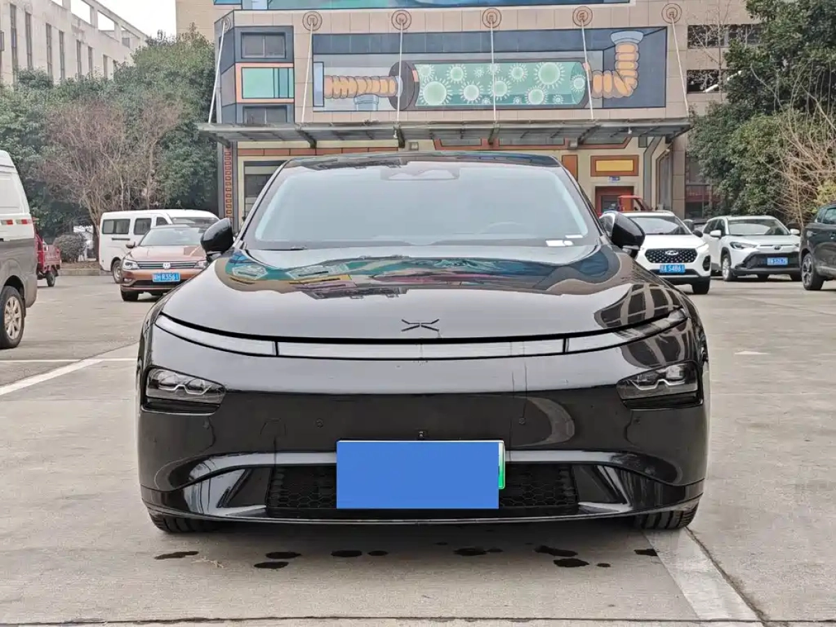 XPENG P7