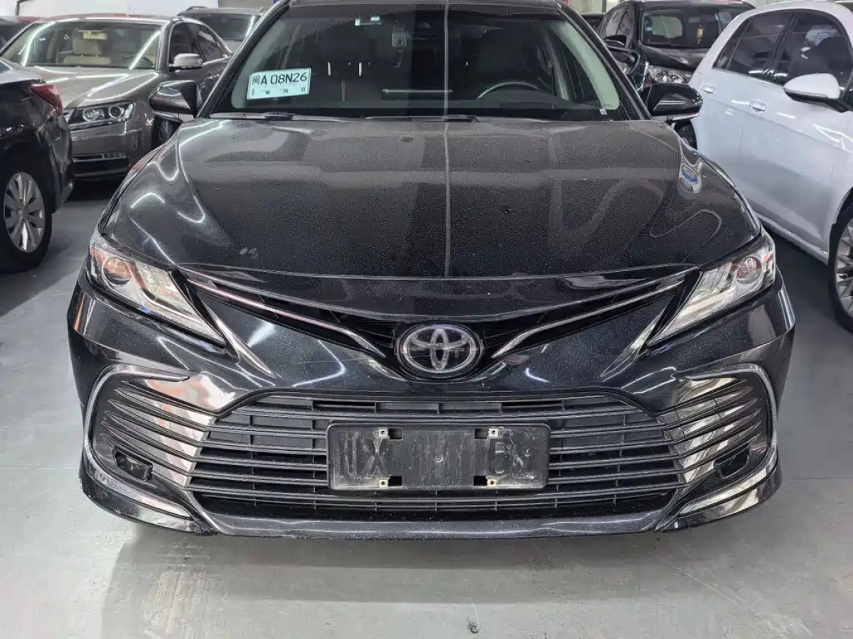 TOYOTA CAMRY