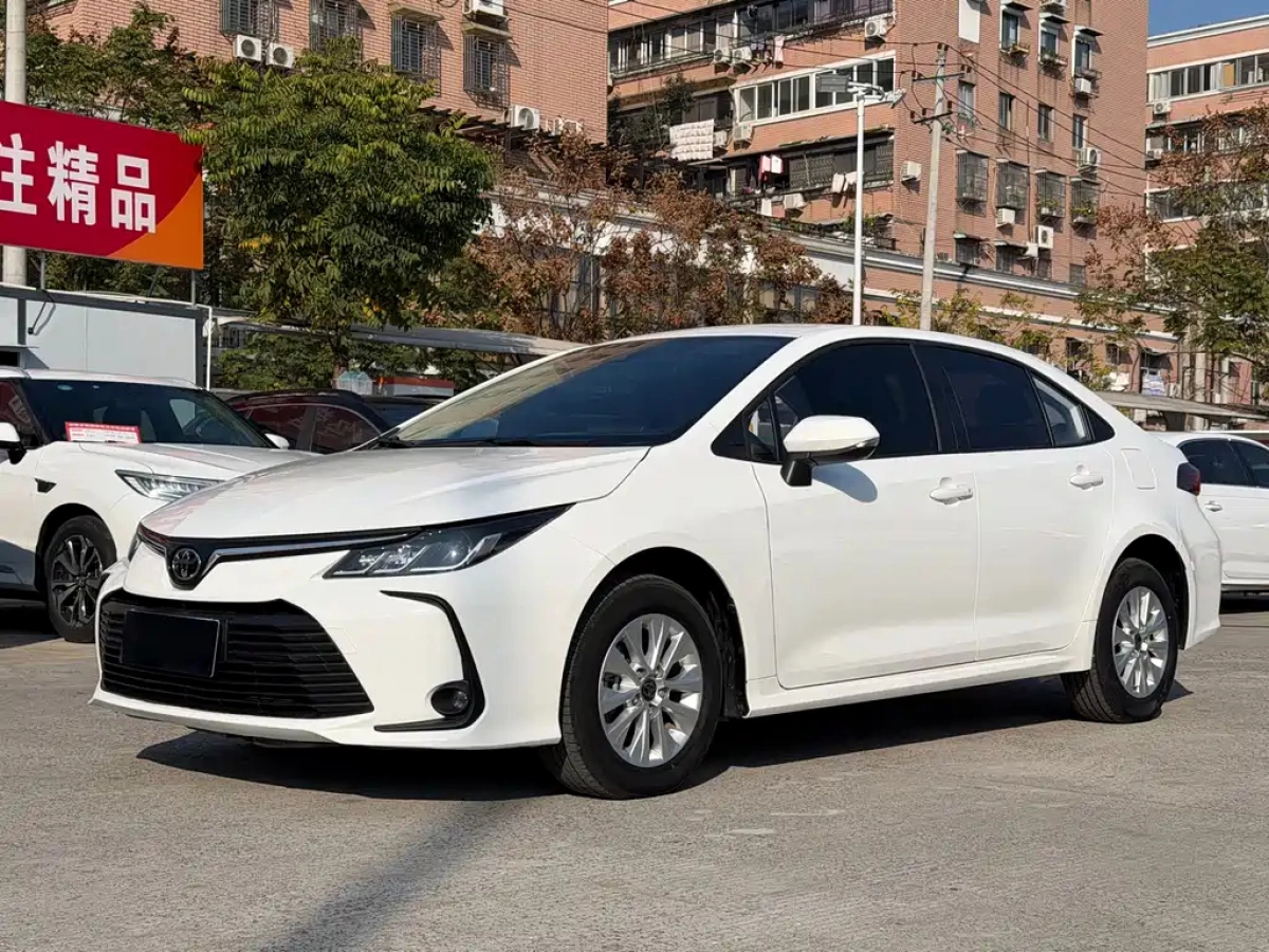 TOYOTA COROLLA  2024