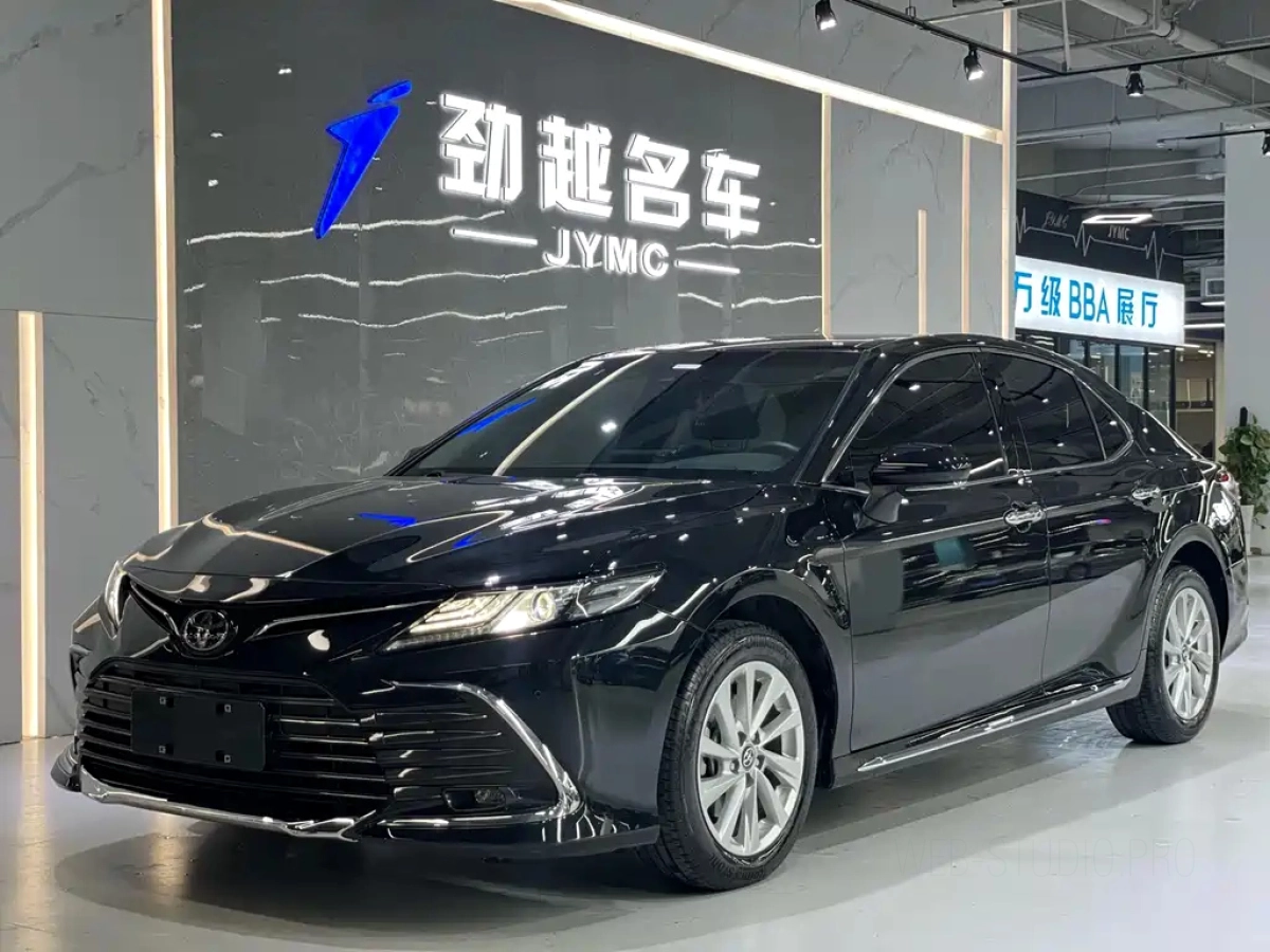 TOYOTA CAMRY  2023