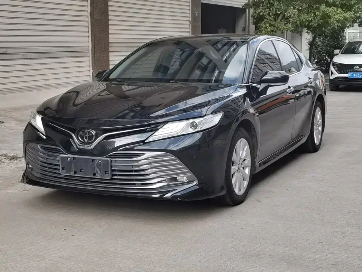 TOYOTA CAMRY  2021