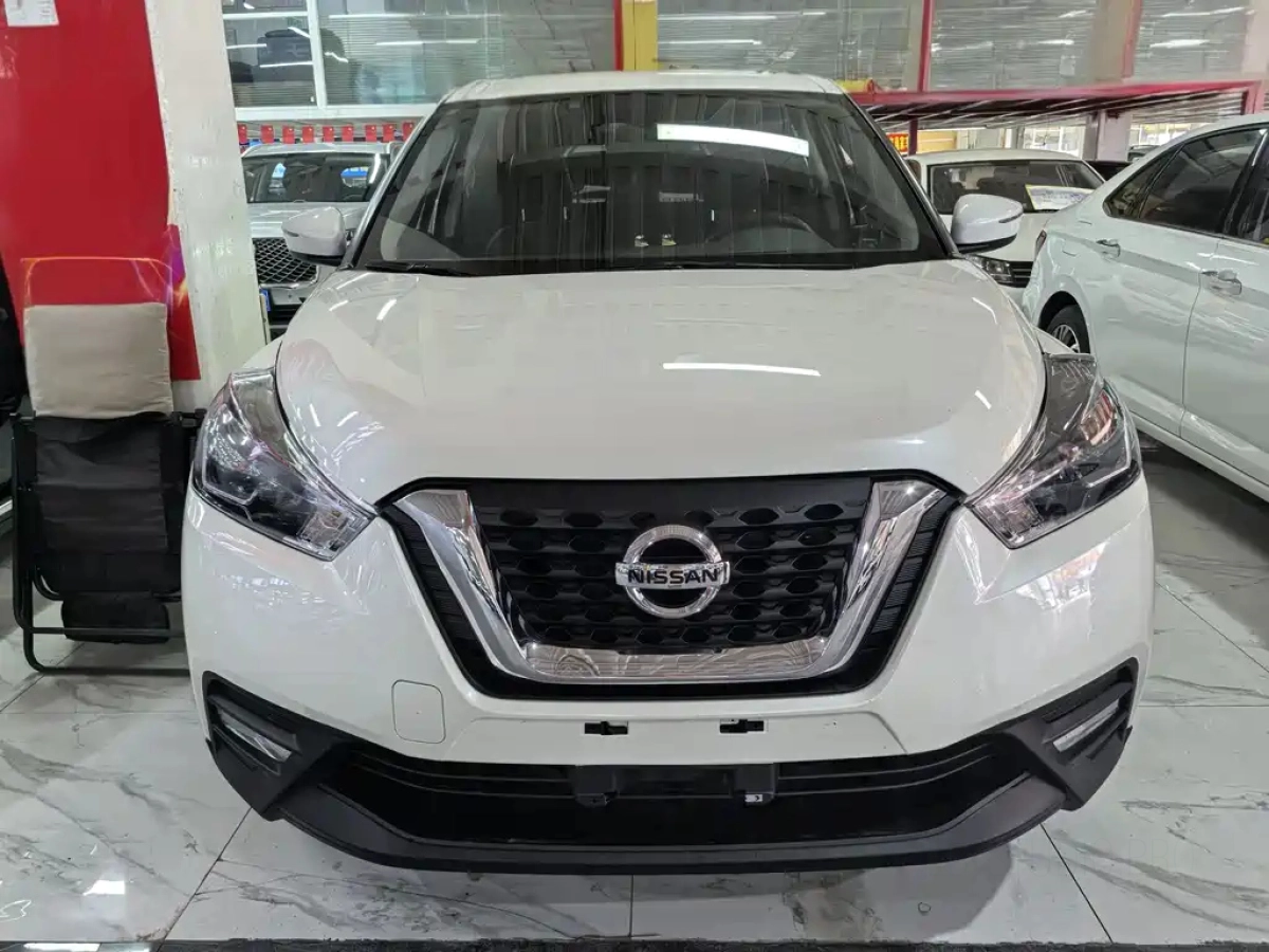 NISSAN KICKS