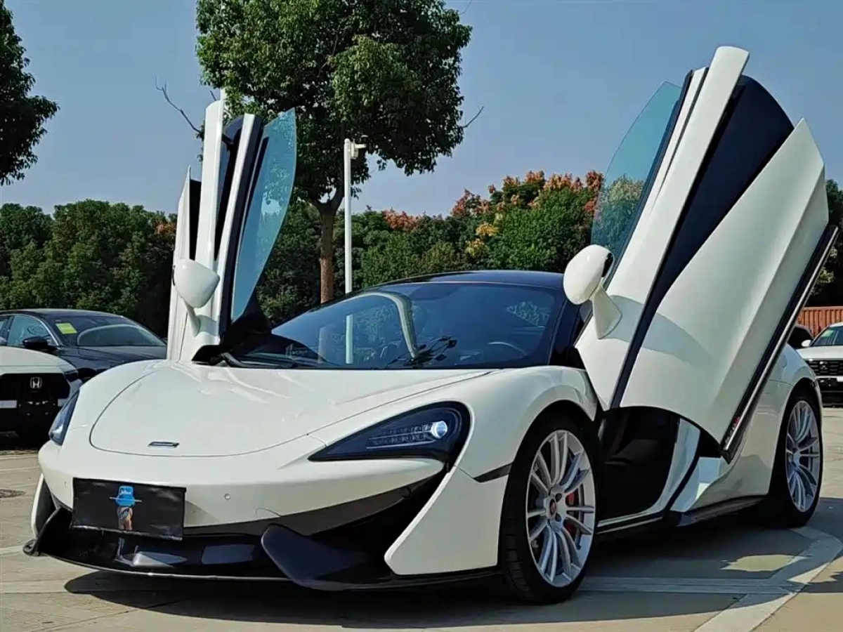 MCLAREN 570  2019