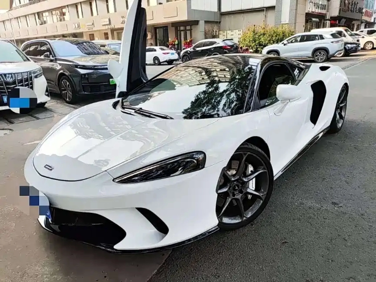 MCLAREN GT  2021
