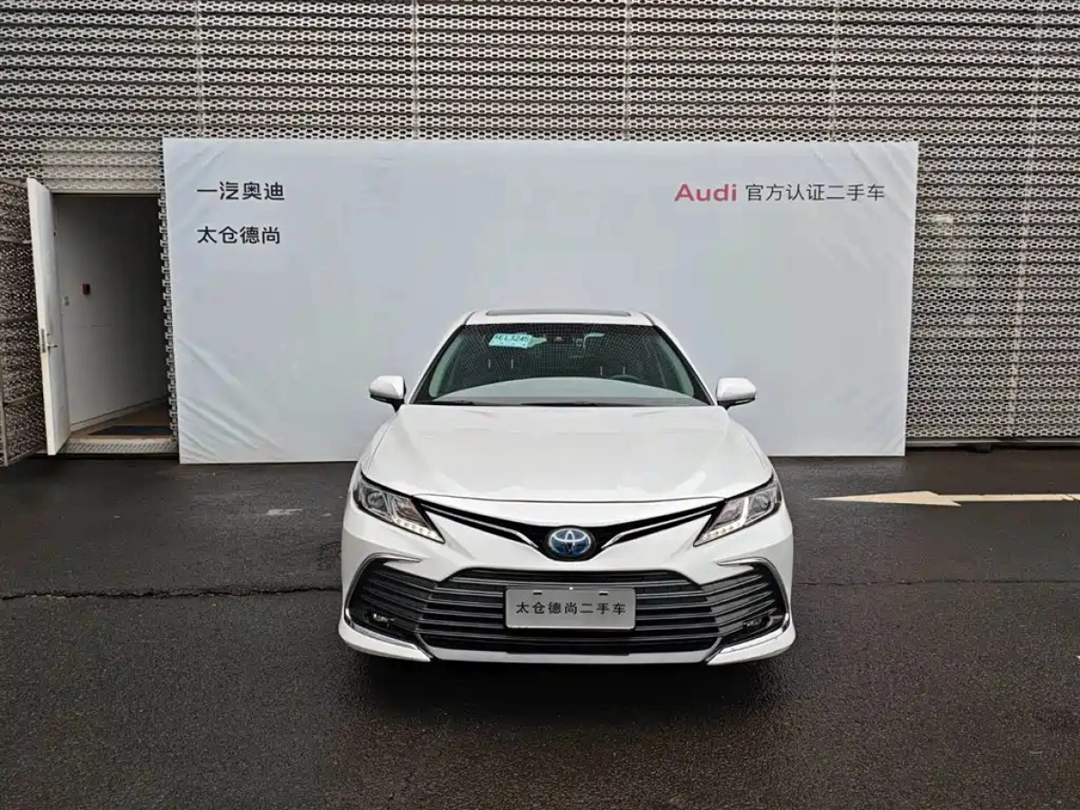 TOYOTA CAMRY  2021