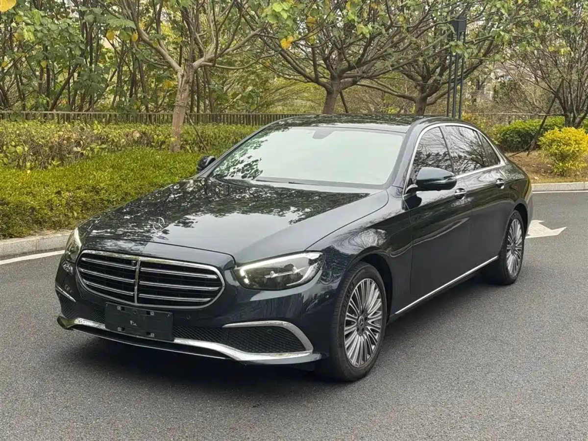 MERCEDES-BENZ E-CLASS