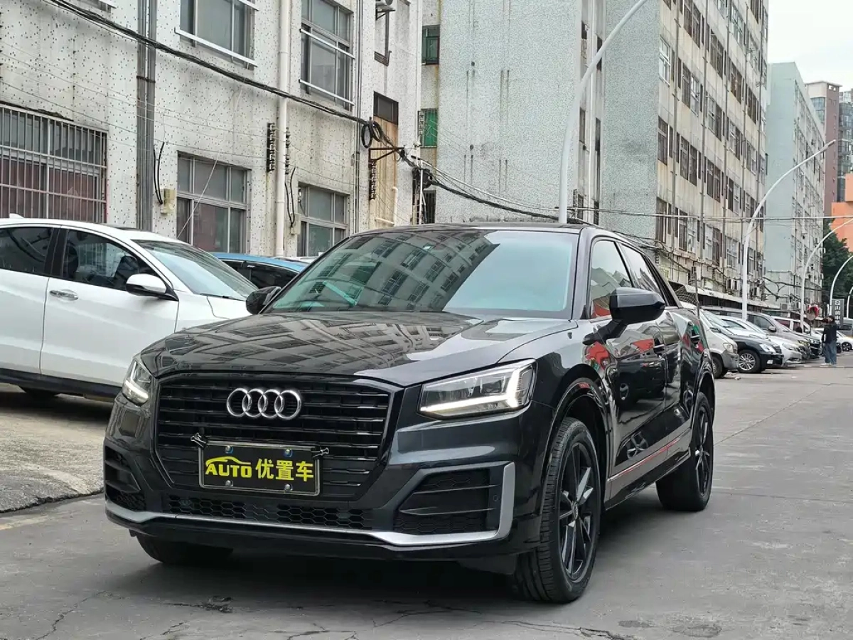 AUDI Q2L