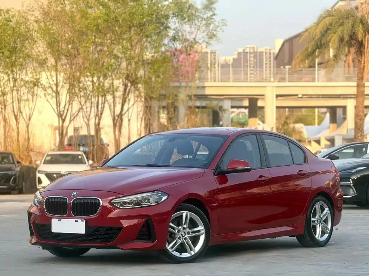 BMW 1-SERIES  2019