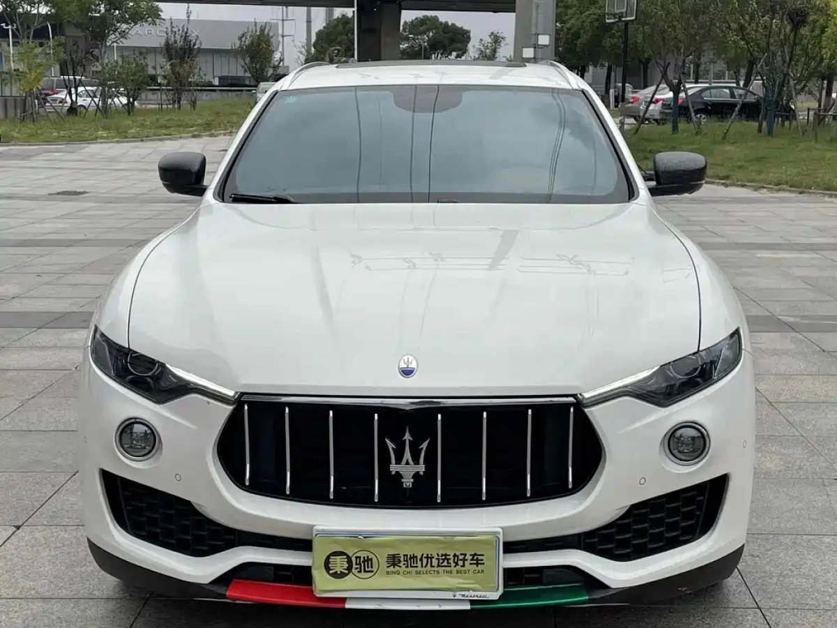 MASERATI LEVANTE