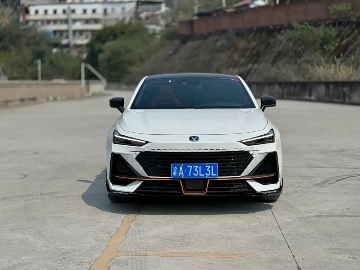 CHANGAN UNI-V