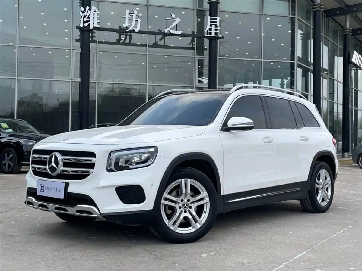 MERCEDES-BENZ GLB