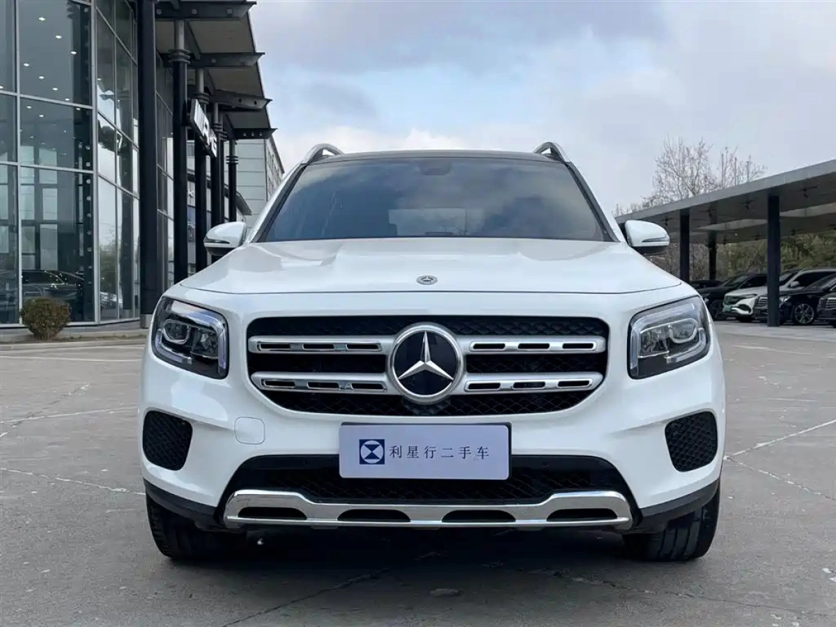 MERCEDES-BENZ GLB