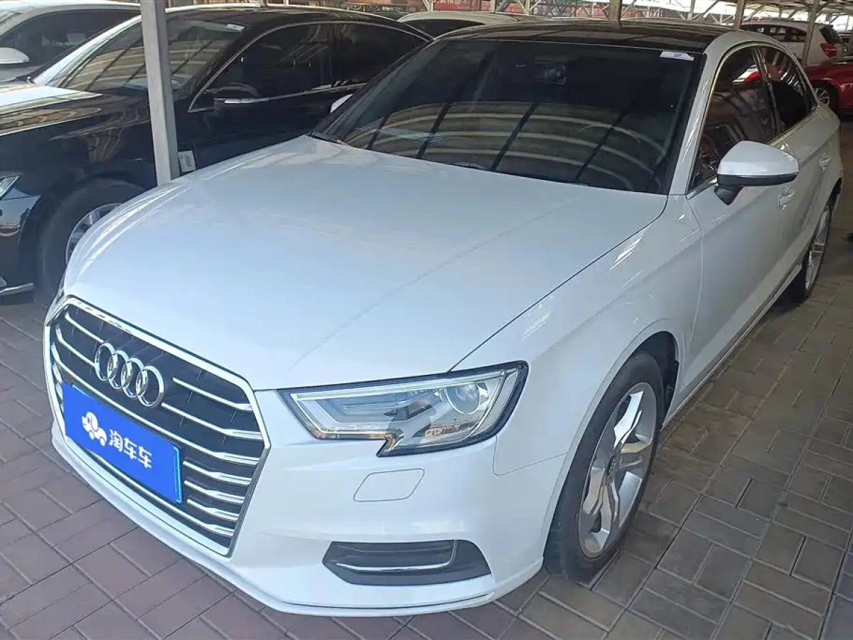 AUDI A3  2021