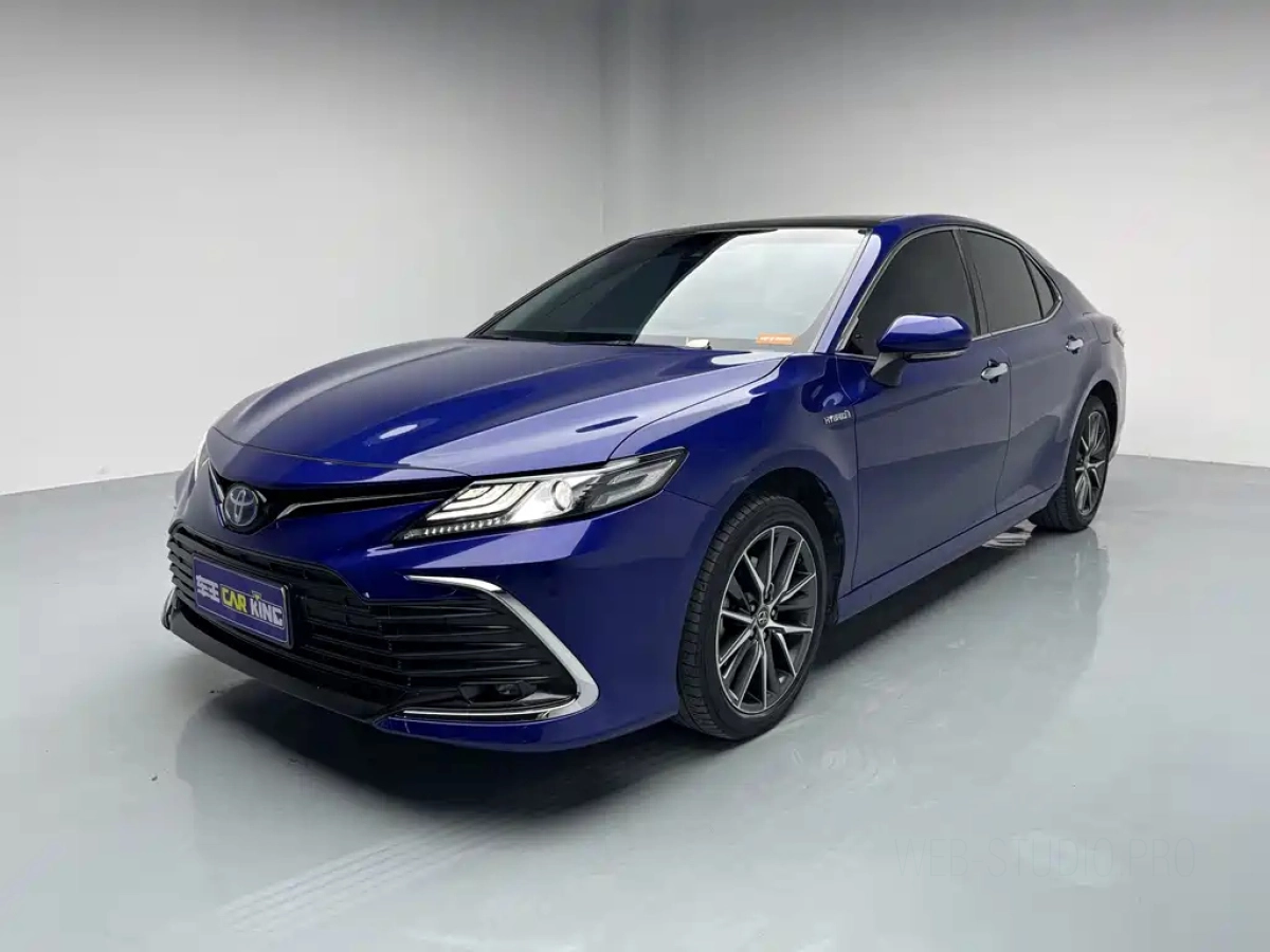TOYOTA CAMRY  2023