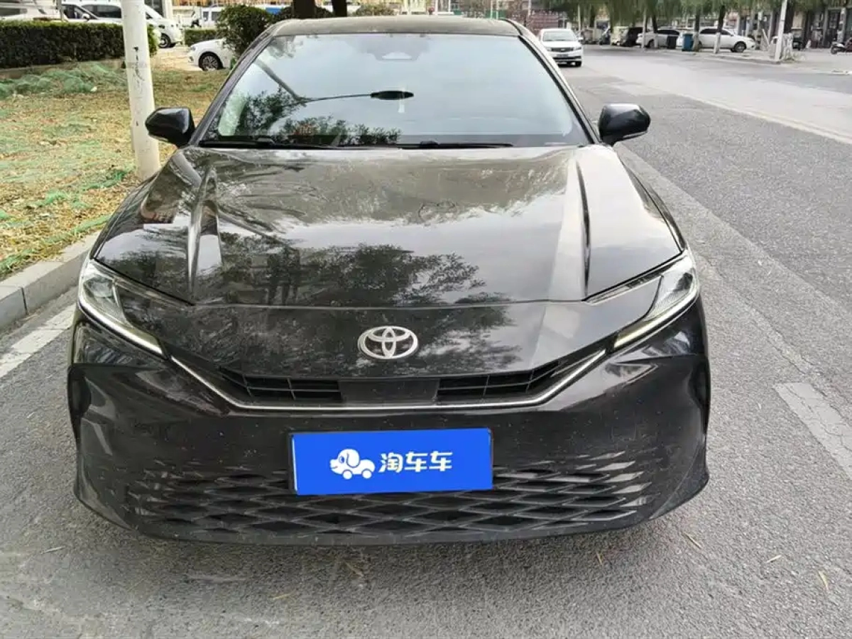 TOYOTA CAMRY