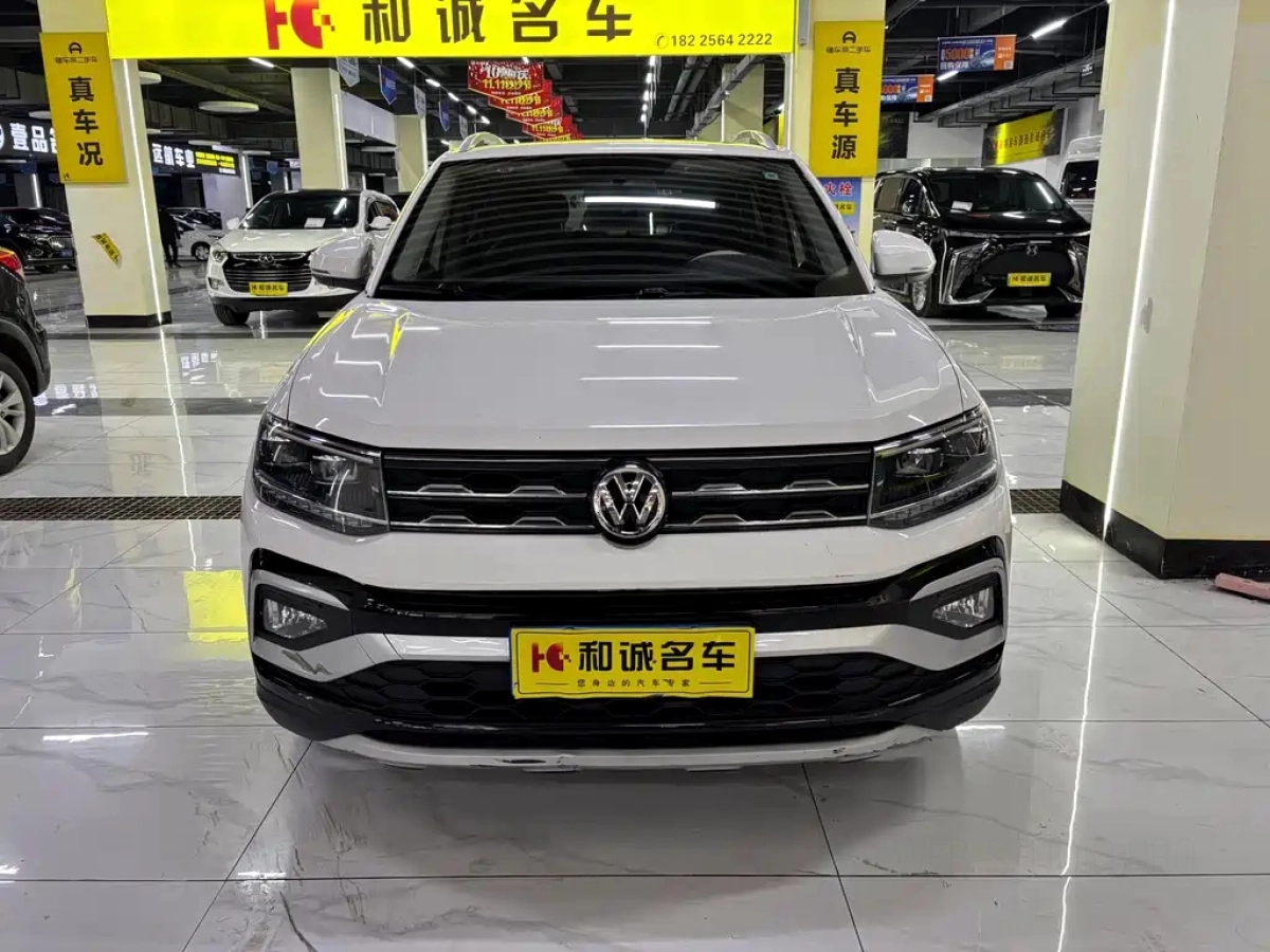 VOLKSWAGEN T-CROSS
