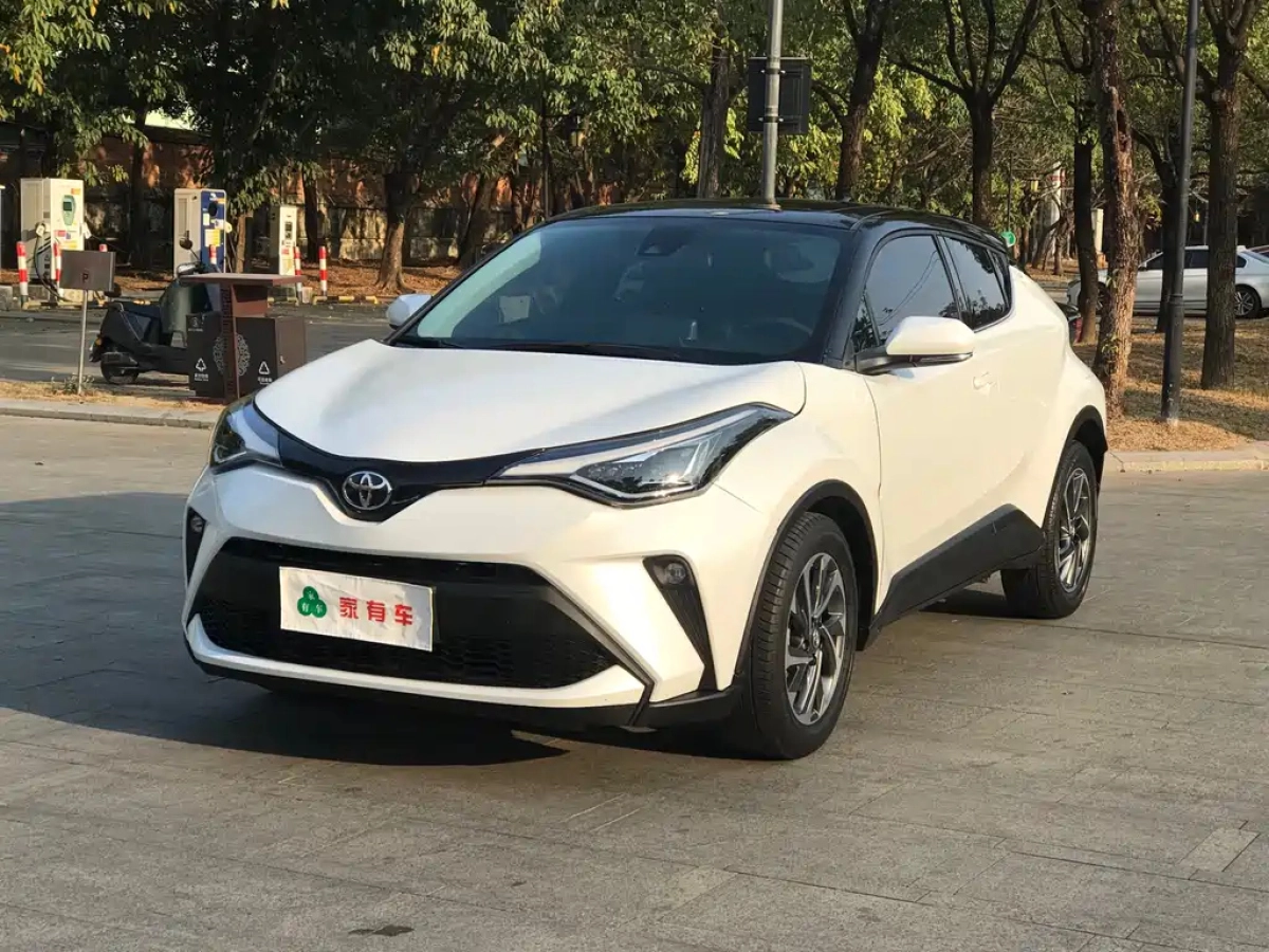 TOYOTA C-HR  2022