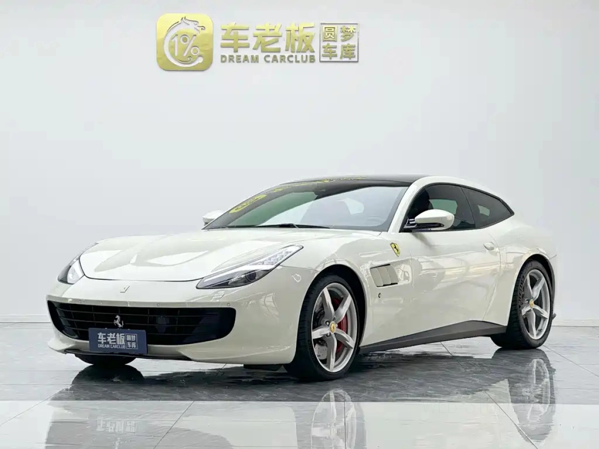 FERRARI GTC4LUSSO  2019