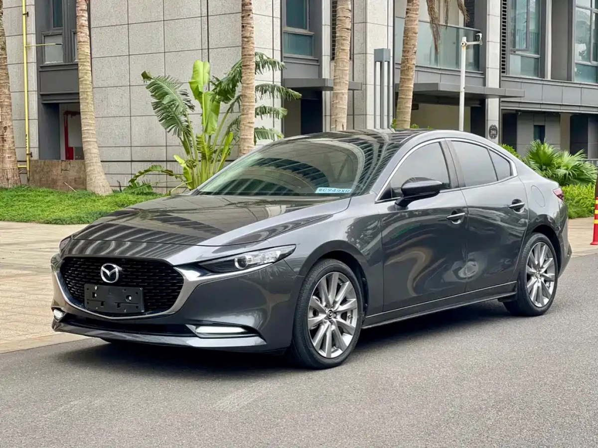MAZDA 3 AXELA