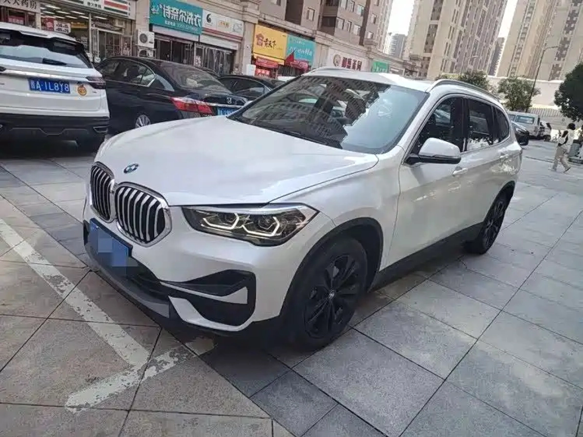 BMW X1  2021