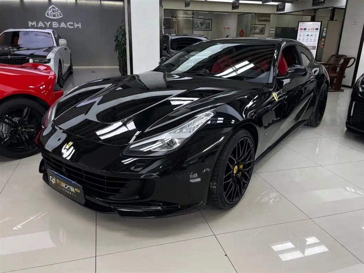 FERRARI GTC4LUSSO  2019