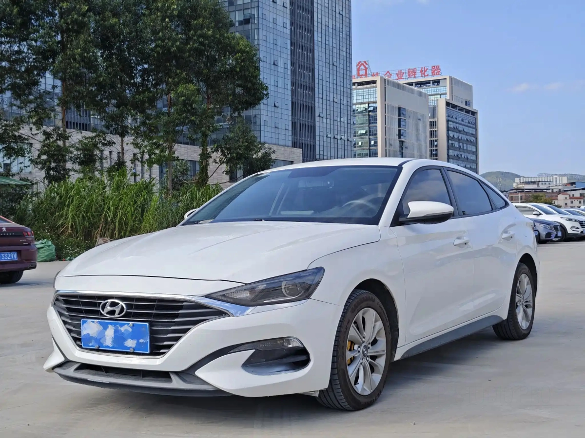 HYUNDAI LAFESTA  2019