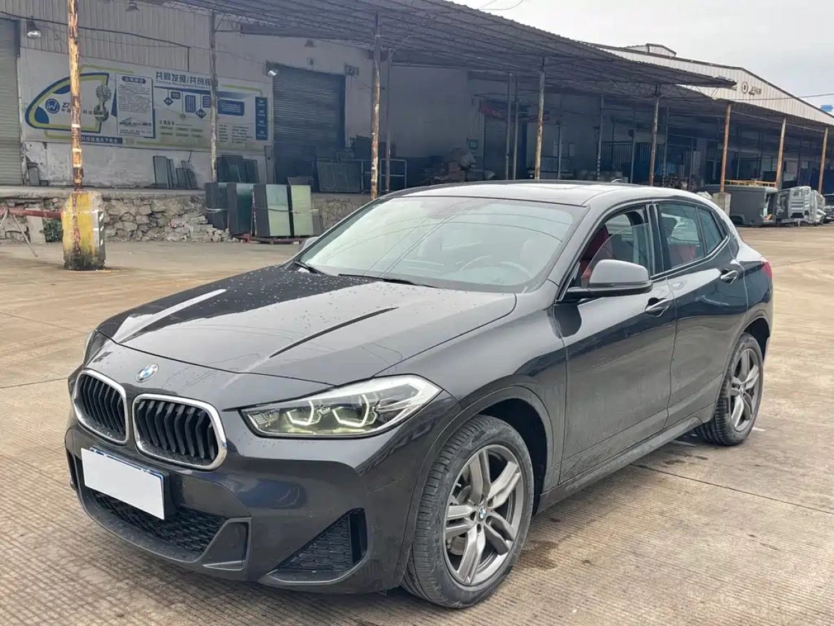 BMW X2  2022