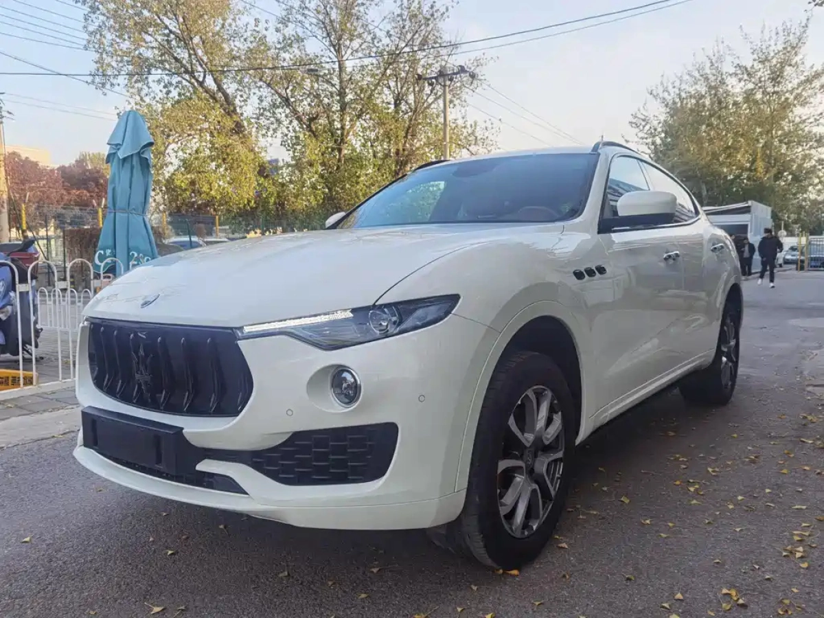 MASERATI LEVANTE  2019