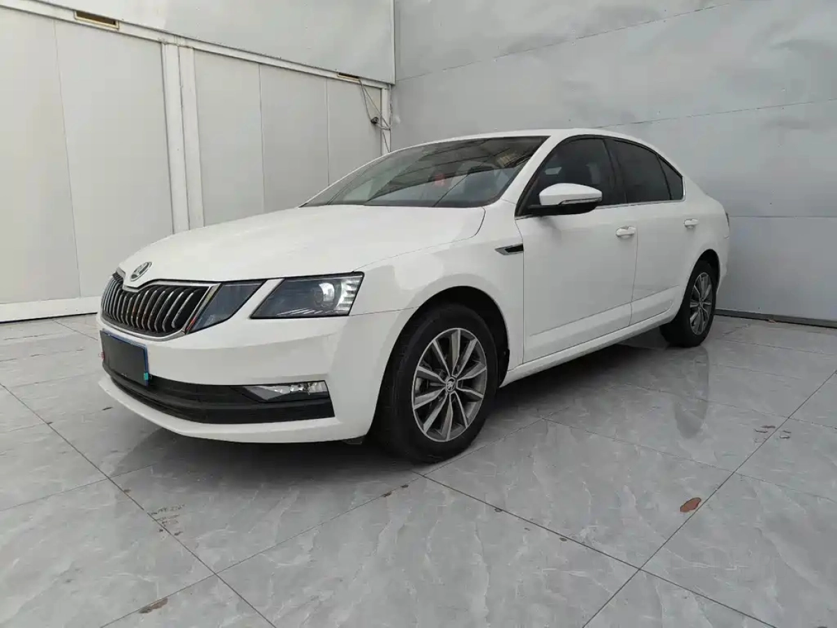 SKODA OCTAVIA  2019