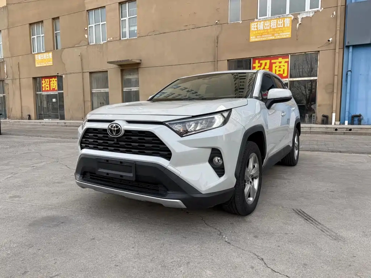 TOYOTA RAV4  2021