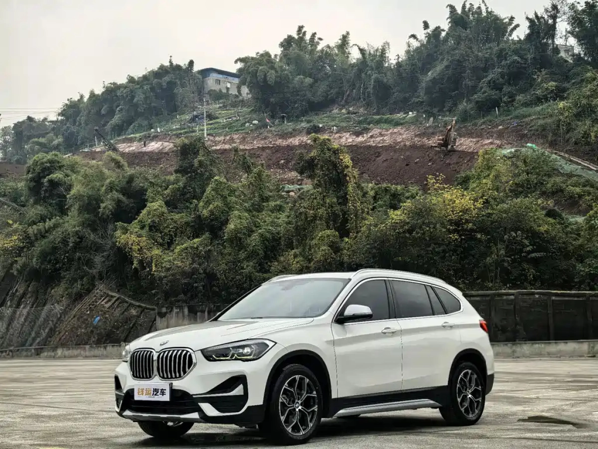 BMW X1  2021