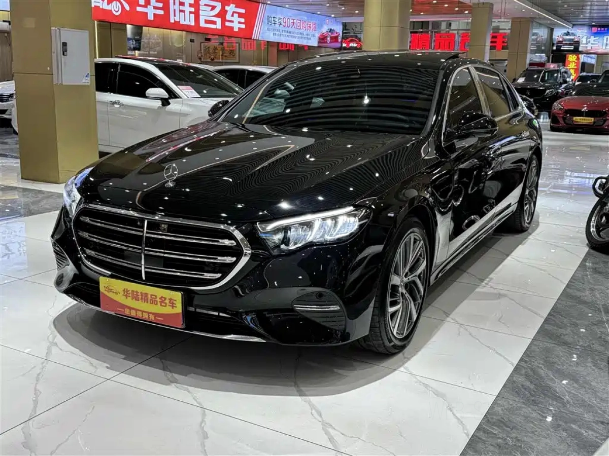 MERCEDES-BENZ E-CLASS