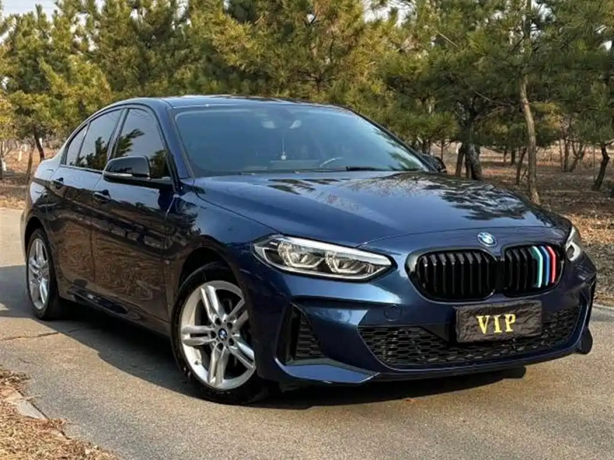 BMW 1-SERIES