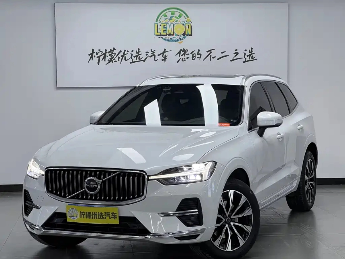 VOLVO XC60  2023