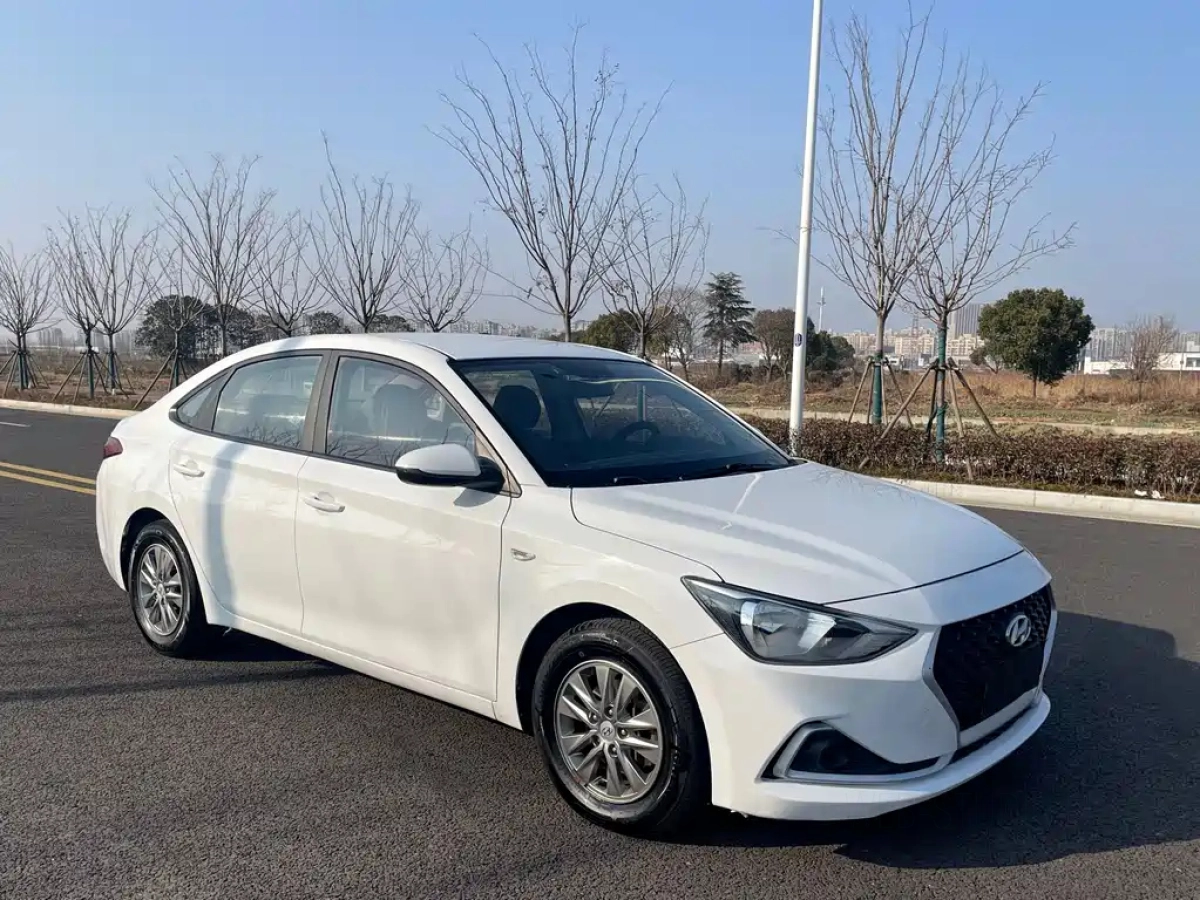 HYUNDAI ELANTRA YUEDONG