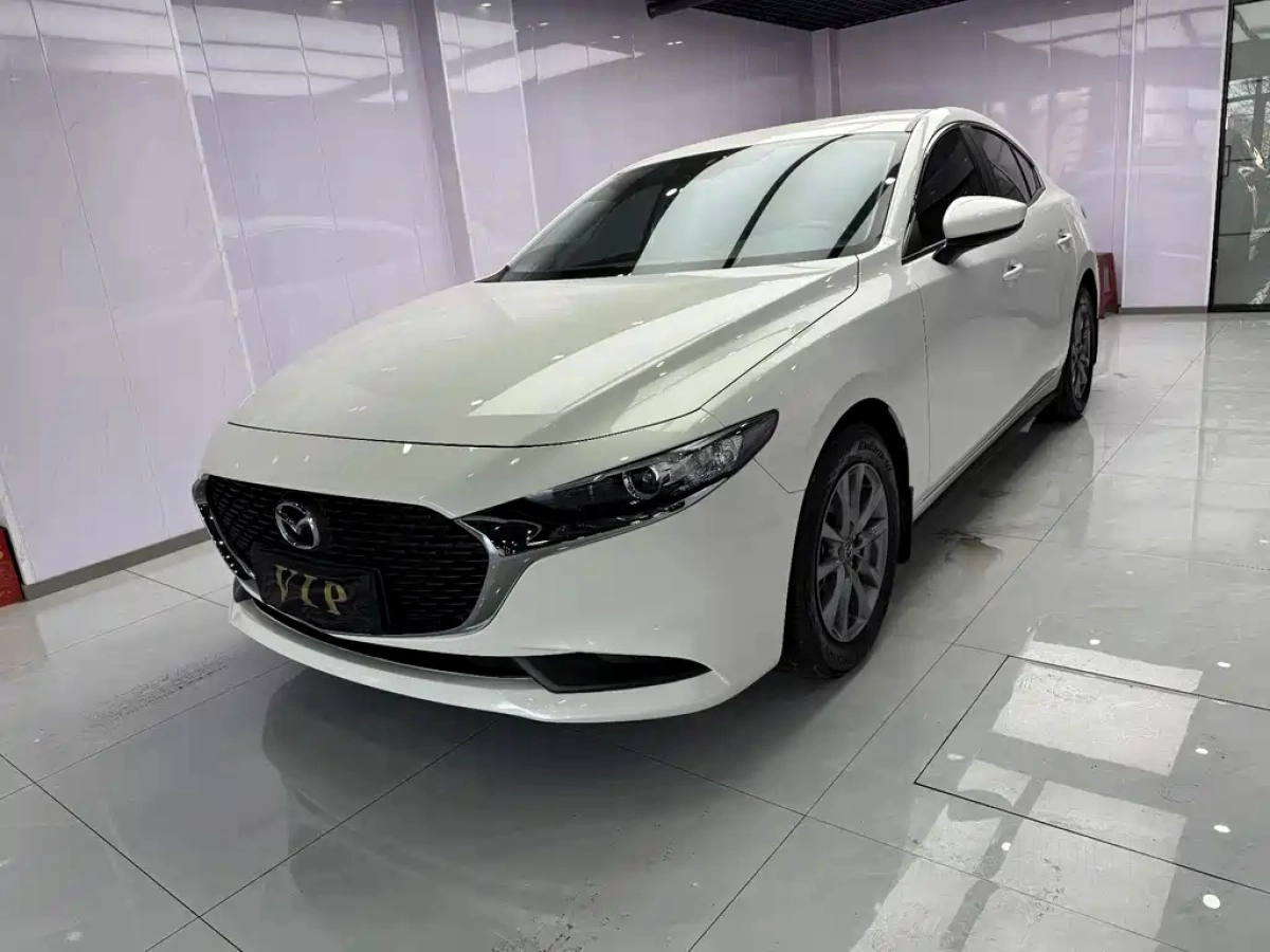 MAZDA 3 AXELA