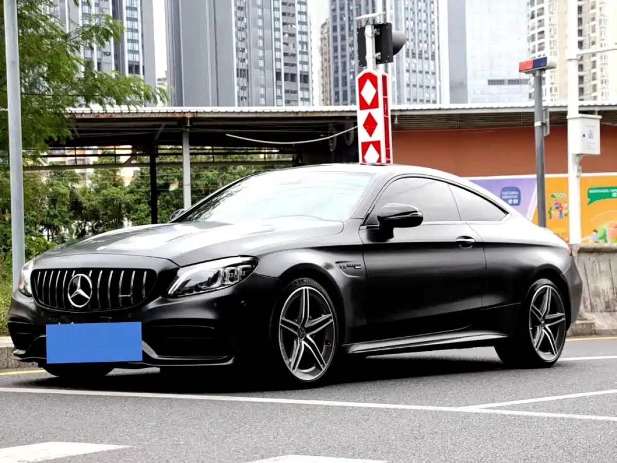 MERCEDES-BENZ C-CLASS AMG  2021