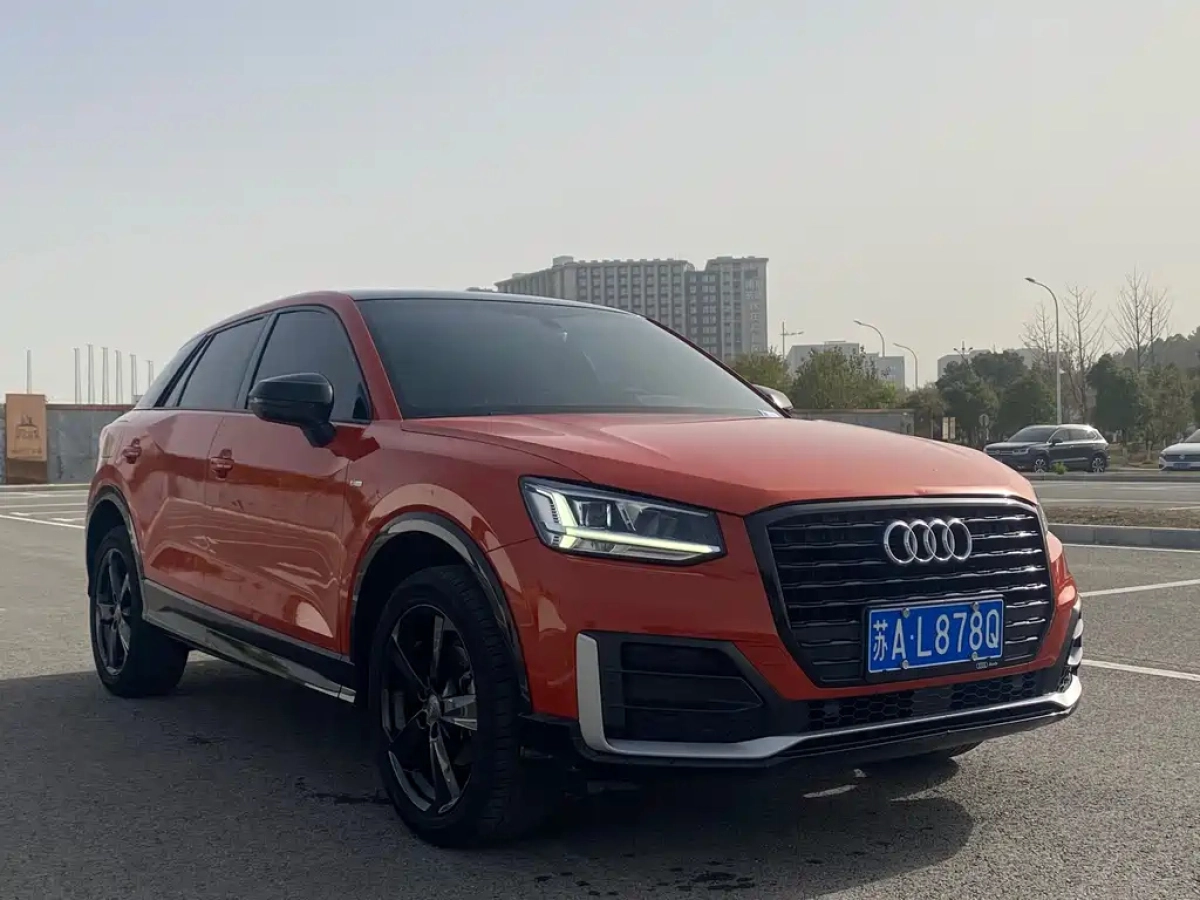 AUDI Q2L