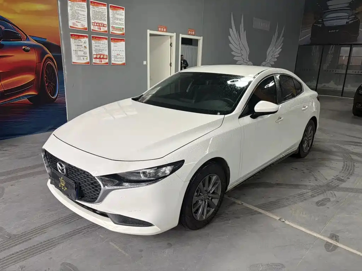 MAZDA 3 AXELA