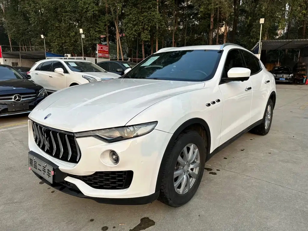 MASERATI LEVANTE  2019