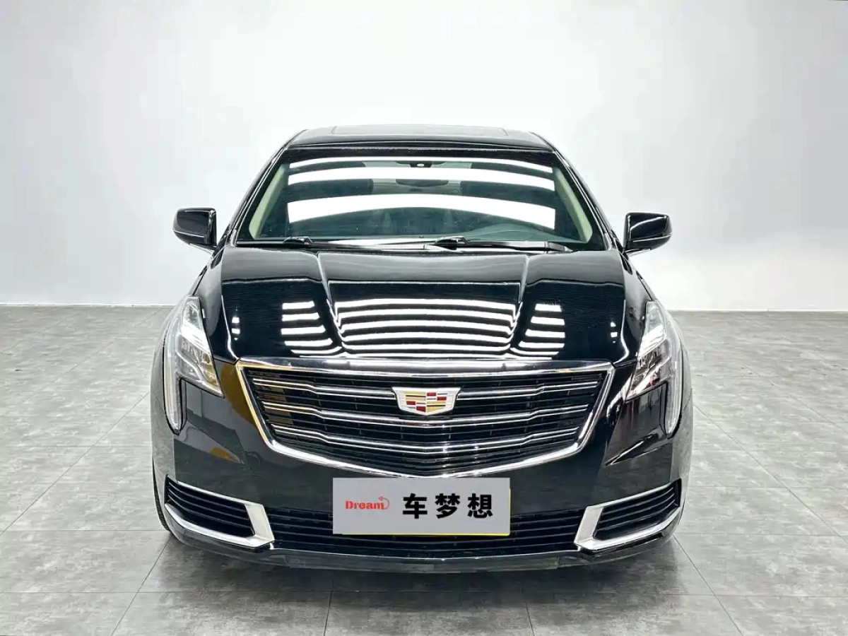 CADILLAC XTS